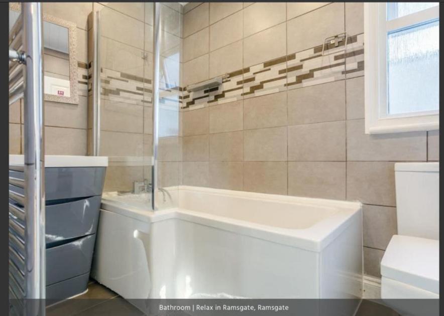 Relax In Ramsgate Apartment Екстериор снимка
