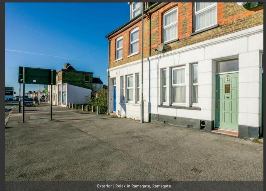 Relax In Ramsgate Apartment Екстериор снимка